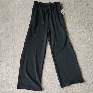 New Black Pants Size L